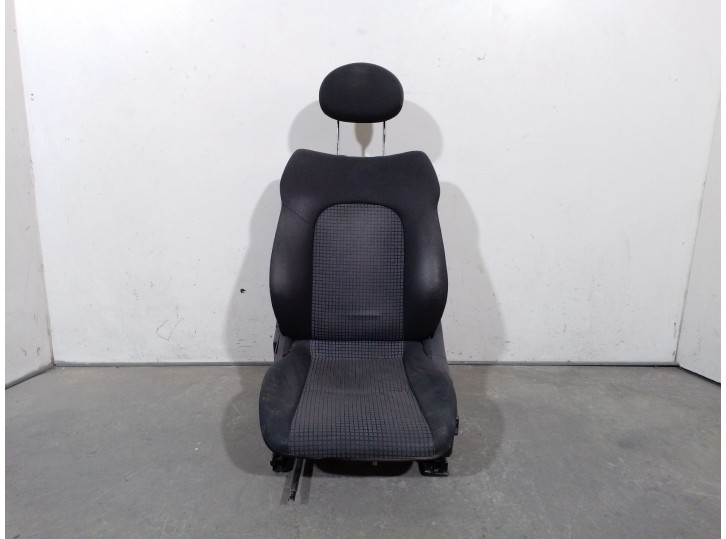 Replacement left front seat for Mercedes-Benz C-Class Coupé (CL203) C 220 CDI (203.708) OEM IAM reference A2039102