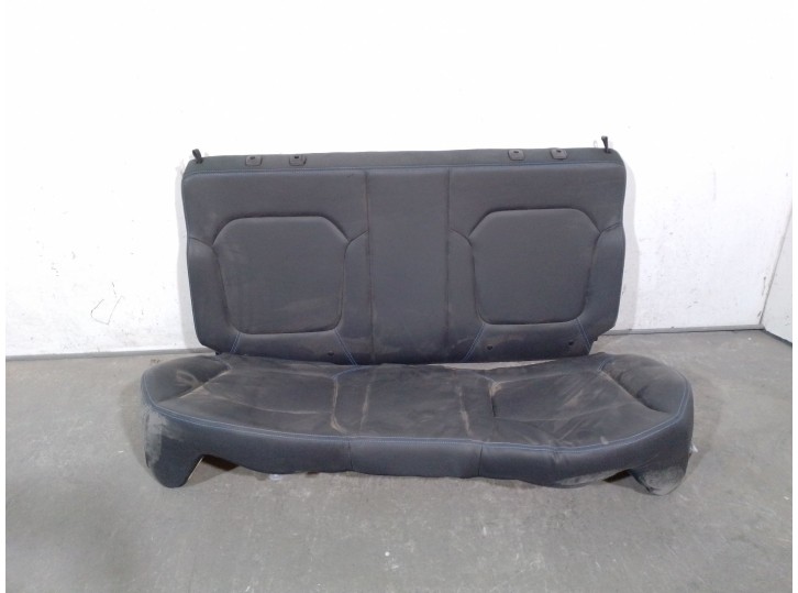 Recambio de asientos traseros para dacia spring ev (b6m1) referencia OEM IAM 4DB401
