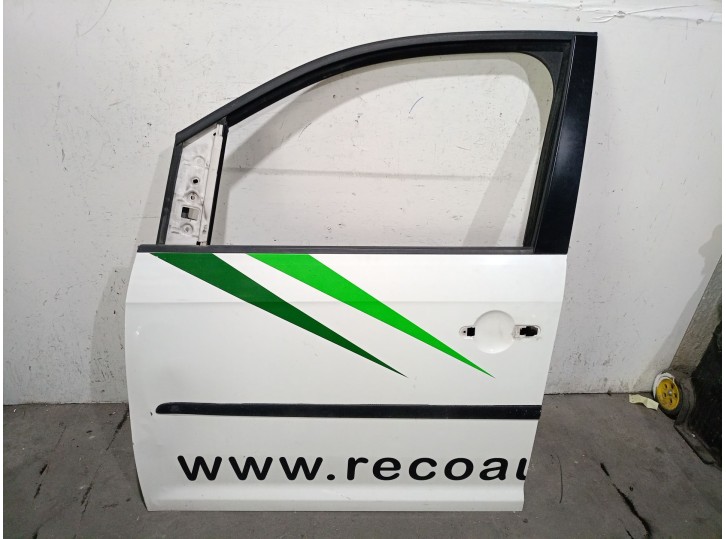 Replacement front left door for Volkswagen Caddy IV van/MPV (SAA, SAH) 2.0 TDi OEM IAM reference 2K58