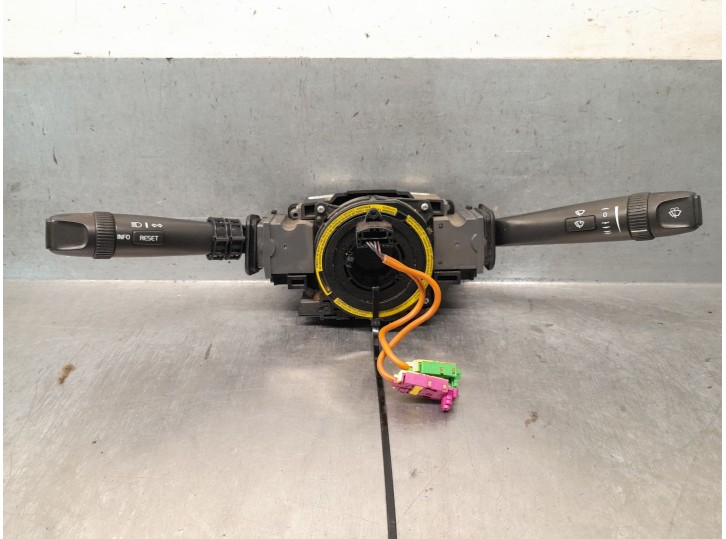 Replacement light switch for volvo s60 i (384) 2.5 t OEM IAM reference 30710945 31268578