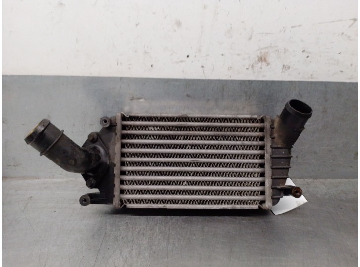Recambio de intercooler para volkswagen polo (6n2) 1.4 tdi referencia OEM IAM 6E0145805B 6E0145805B