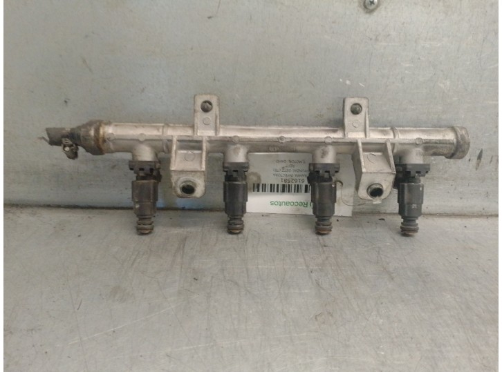 Recambio de rampa inyectora para hyundai getz (tb) 1.1 referencia OEM IAM 3530402800 3530402800 
