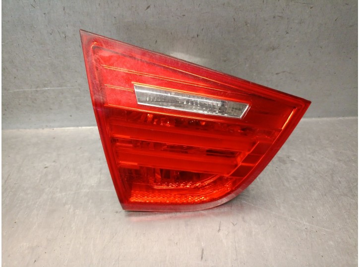 Replacement left tailgate rear light for BMW 3 (E90) 320 D OEM IAM reference 7154155A 63214871733