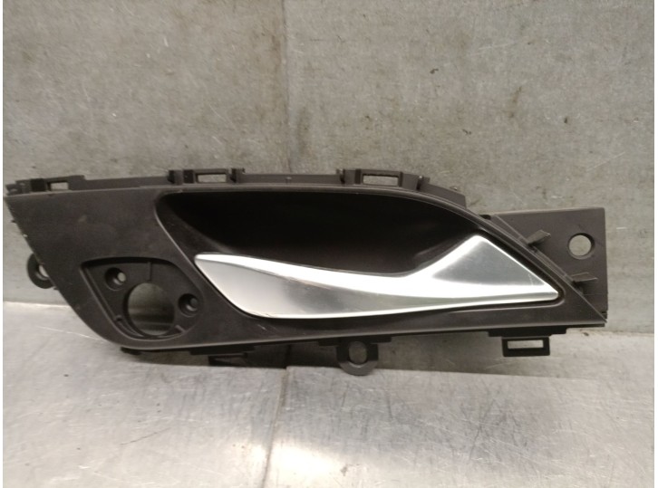 Replacement rear right interior door handle for Hyundai i40 I (VF) 1.7 CRDi OEM IAM reference 2611172802 836203Z030RY 