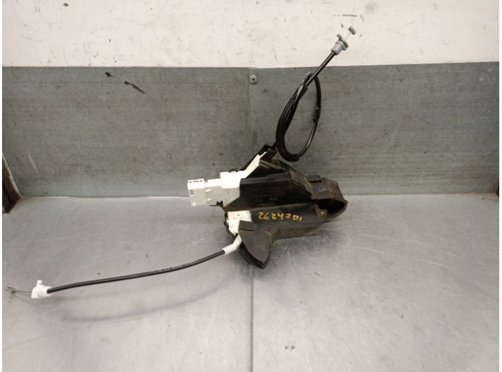 Replacement front left door lock for peugeot 407 (6d_) 2.0 16v (6drfjc, 6drfje, 6drfjf) OEM IAM reference 4527