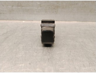Replacement front right window switch for hyundai ix20 (jc) 1.4 OEM IAM reference 935751H000 935751K0004X