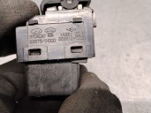 Replacement front right window switch for Hyundai ix20 (JC) 1.4 OEM IAM reference 935751H000 