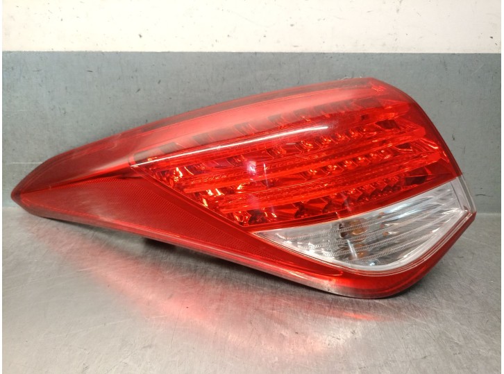Replacement left rear tail light for Hyundai i40 I (VF) 1.7 CRDi OEM IAM reference 924013Z3 924013Z300 