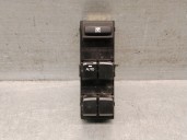 Second-hand front left window switch for Hyundai ix20 (JC) 1.4 OEM IAM reference 935701K000 935701K0004X