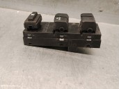 Second-hand front left window switch for Hyundai ix20 (JC) 1.4 OEM IAM reference 935701K000 935701K0004X