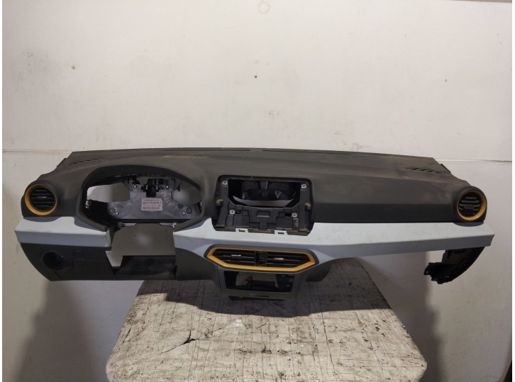 Recambio de salpicadero para seat arona (kj7, kjp) 1.0 tsi referencia OEM IAM 6F1857005H 6F1857005H 