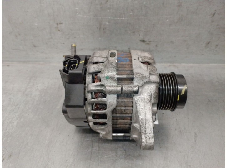 Recambio de alternador para hyundai ix20 (jc) 1.4 referencia OEM IAM 373002B700 373002B700 