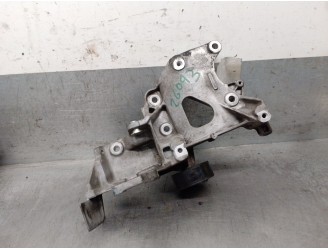 Recambio de soporte alternador para fiat freemont (345_) 2.0 jtd referencia OEM IAM 04627138AA K04627089AB 