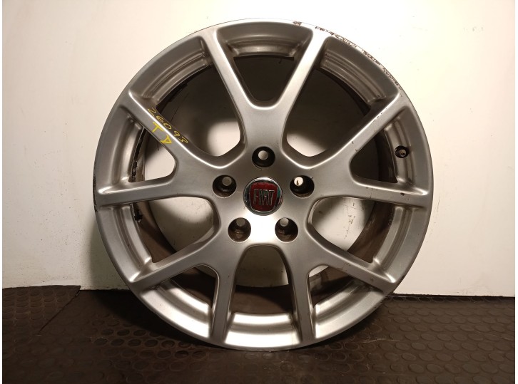 Recambio de llanta para fiat freemont (345_) 2.0 jtd referencia OEM IAM 1RU20TRMAB R19X7.0J+40 