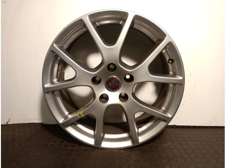 Recambio de llanta para fiat freemont (345_) 2.0 jtd referencia OEM IAM 1RU20TRMAB R19X7.0J+40 