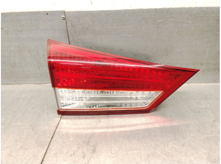 Replacement rear tailgate left light for Hyundai ix20 (JC) 1.4 OEM IAM reference 924031K000 924031K000