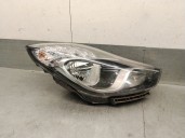 Replacement right headlight for Hyundai ix20 (JC) 1.4 OEM IAM reference 921021K000 921021K000 