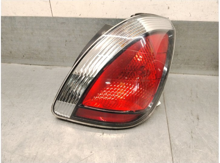 Recambio de piloto trasero derecho para kia rio ii (jb) 1.4 16v referencia OEM IAM 924021G210 924021G210 