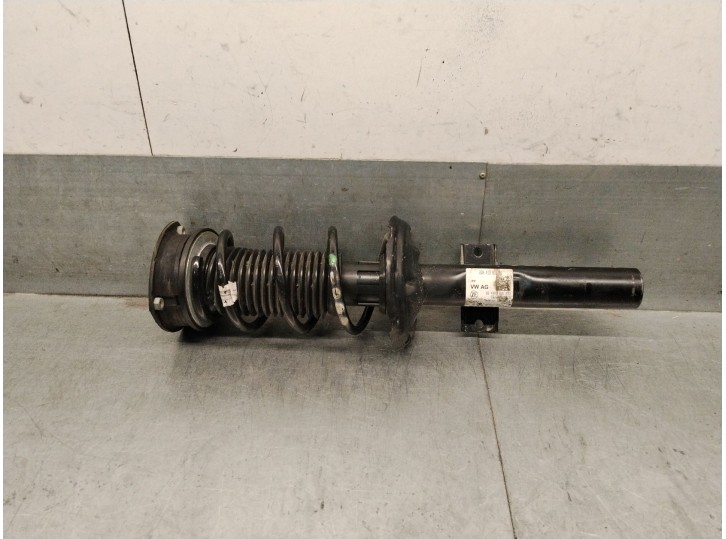 Replacement front right shock absorber for Seat Ibiza (kj1) OEM IAM reference 2Q0413031AJ 2Q0413031AJ 