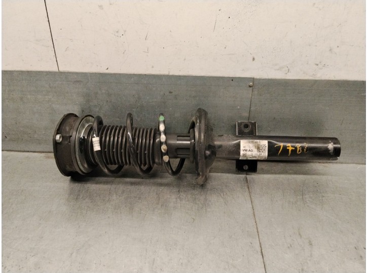 Front left shock absorber replacement part for Seat Ibiza (KJ1) OEM IAM reference 2Q0413031AJ 2Q0413031AJ 