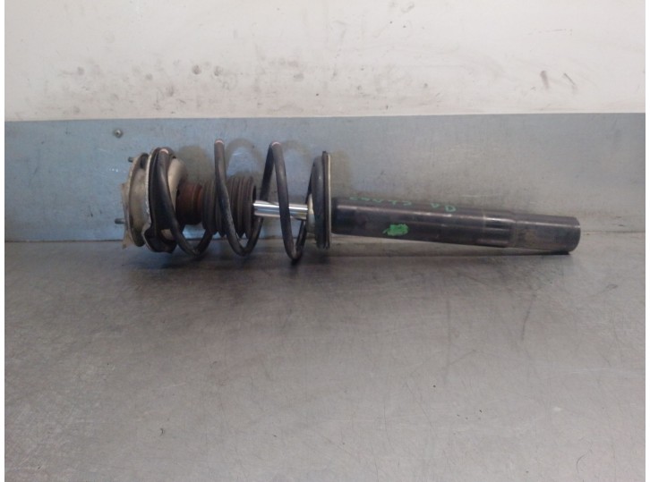 Replacement right front shock absorber for bmw 5 (e39) 530 d OEM IAM reference 31311096858 31311096858