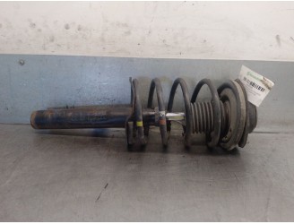Replacement front left shock absorber for Citroën Xsara Picasso (N68) 2.0 HDi OEM IAM reference 5202PJ 5202PJ 