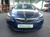opel astra j (p10) del año 2010