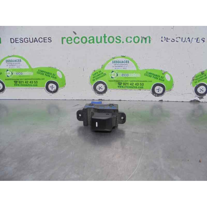 Recambio de mando elevalunas trasero izquierdo para kia rio 1.1 crdi cat referencia OEM IAM 935801W000  