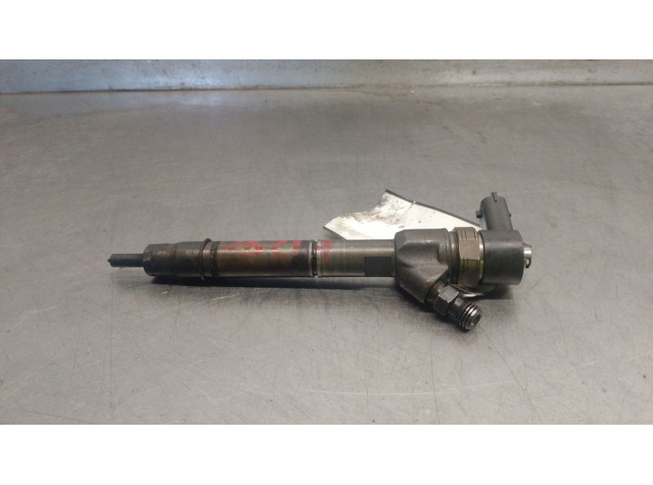 Recambio de inyector para hyundai i40 i (vf) 1.7 crdi referencia OEM IAM 338002A800 0445110411