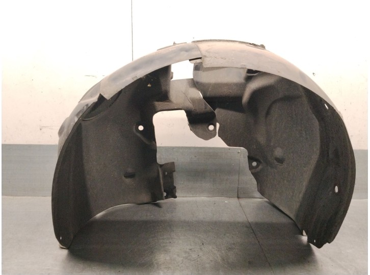Replacement front left wheel arch for Renault Megane II Coupé-Cabriolet (EM0/1_) 1.5 dCi (EM1E) OEM IAM reference 820