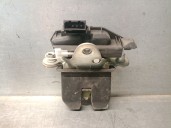 Replacement boot / tailgate lock for Skoda Fabia II Combi (545) 1.6 TDI OEM IAM reference 5J0827501D 5J0827501B 