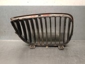 Replacement front grille for BMW 1 (E81) 118 i OEM IAM reference 511371286139 51110432377 