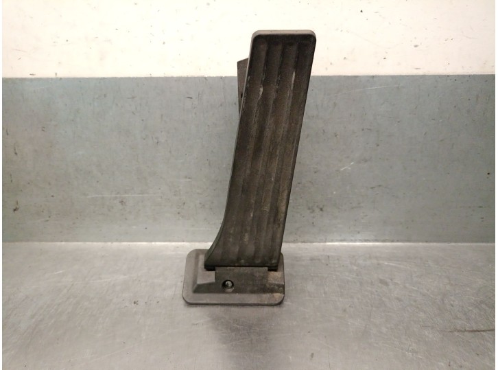 Recambio de potenciometro pedal para bmw 5 (f10) 520 d referencia OEM IAM 3542685999905 35405A47456 