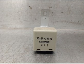 Recambio de rele para hyundai accent ii (lc) 1.5 crdi referencia OEM IAM 9542025000 