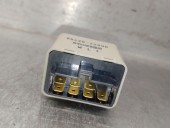 Replacement relay for Hyundai Accent II (LC) 1.5 CRDi OEM IAM reference 9542025000