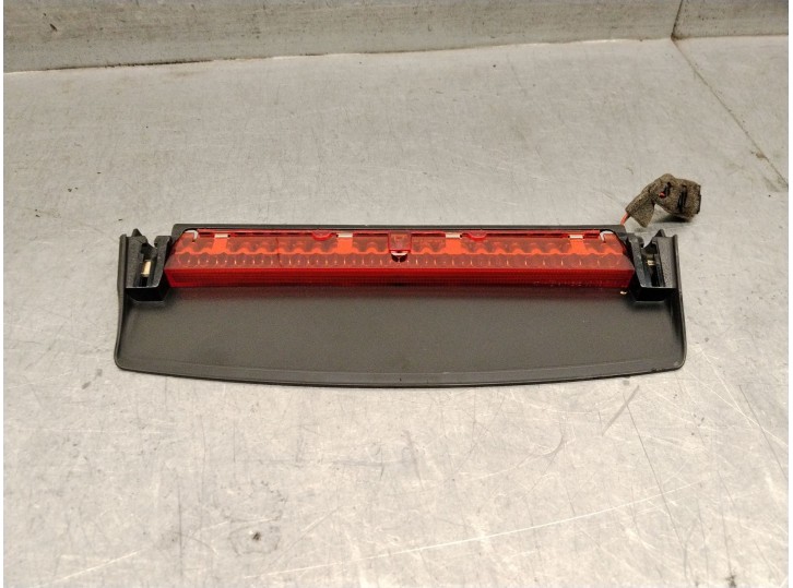 Recambio de luz central de freno para audi a5 (8t3) 2.0 tfsi referencia OEM IAM 8T0945097A 8T0945097A 