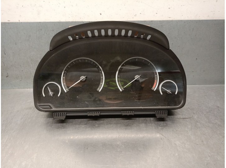 Recambio de cuadro instrumentos para bmw 5 (f10) 520 d referencia OEM IAM 62106844029 62108795224 0263726428