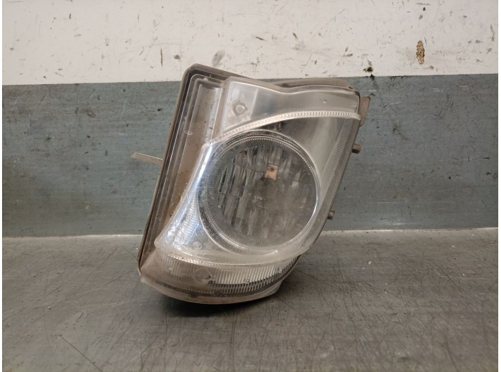 Replacement left fog light for Lexus IS II (_E2_) 220d (ALE20) OEM IAM reference 11478420 8122153281 