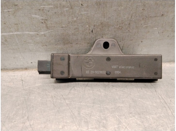 Recambio de antena para bmw 6 gran coupe (f06) 640 d referencia OEM IAM 65209220832