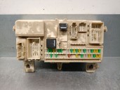 Recambio de caja reles / fusibles para volvo c30 (533) d2 referencia OEM IAM 31268178