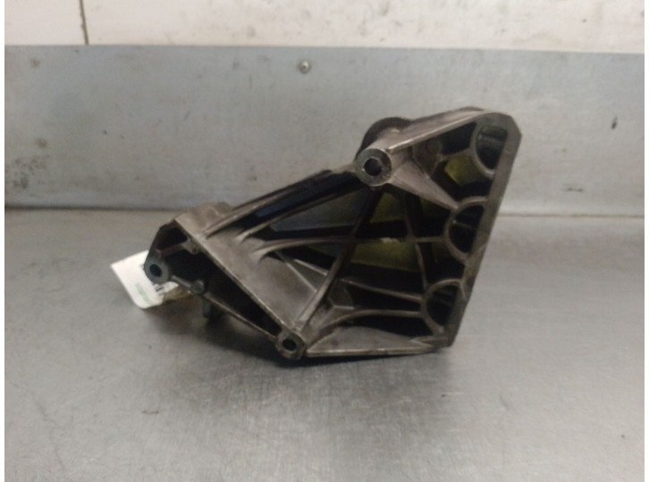 Replacement engine mount for seat cordoba (6l2) 1.9 sdi OEM IAM reference 038199207P 038199207P