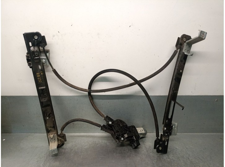 Replacement front left window regulator for Seat Ibiza IV (6J5, 6P1) 1.2 OEM IAM reference 6J3837461 6J3837461 
