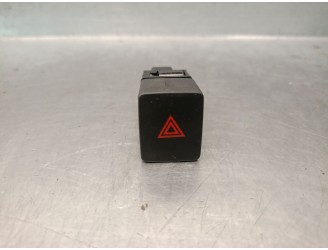 Replacement hazard warning switch for Nissan Note (E12) 1.5 DCI OEM IAM reference 252903VH0A 252903VH0A