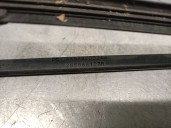 Replacement front right wiper arm for Renault Twingo III (BCM_, BCA_) 0.9 TCE 90 OEM IAM reference 288866123R