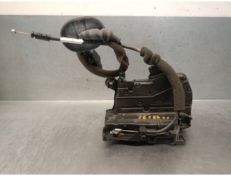 REAR LEFT DOOR LOCK 825033289R 