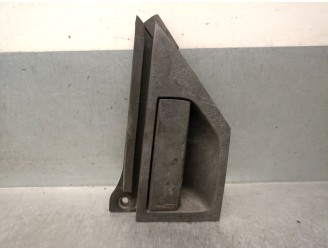 REAR LEFT EXTERIOR DOOR HANDLE 826067397R 