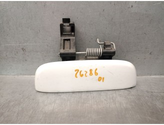 FRONT LEFT EXTERIOR DOOR HANDLE 806073846R 
