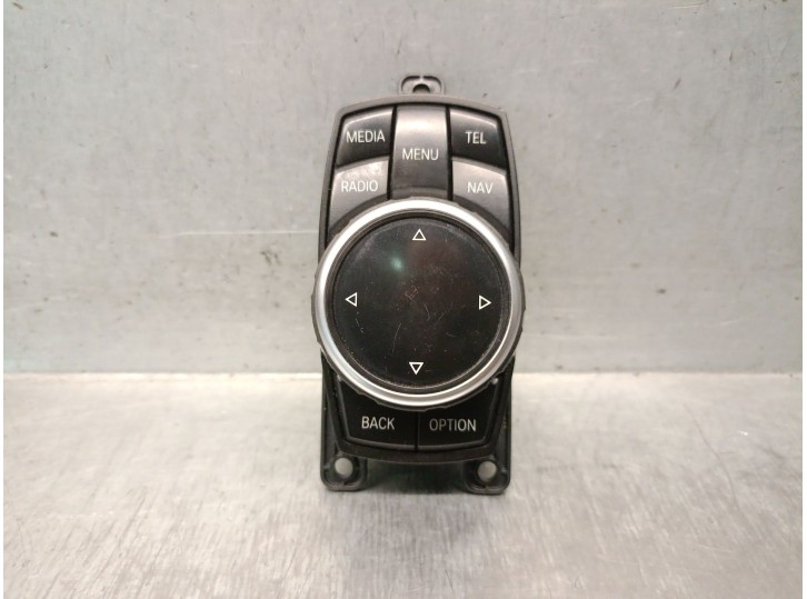 Replacement multifunction switch for BMW 5 (F10) 530 d xDrive OEM IAM reference 6582932028802 65829350723