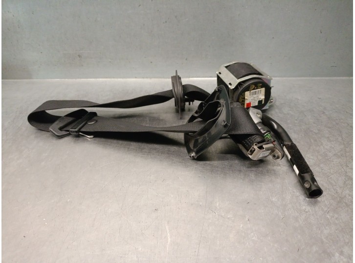 Replacement front left seatbelt for BMW 5 (F10) 530 d xDrive OEM IAM reference 610126300C 72119164051 