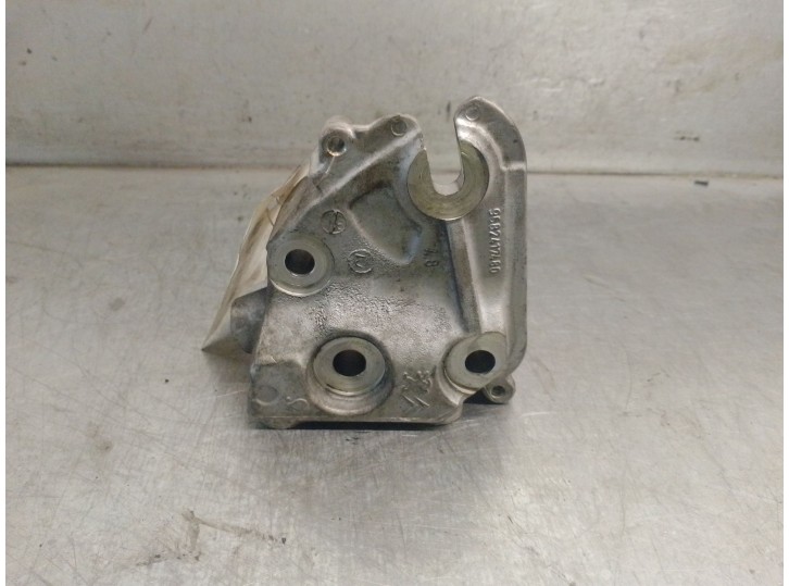 Replacement engine mount for Citroën C4 Grand Picasso I (UA_) 2.0 HDI 150 OEM IAM reference 9582417480 1807HJ